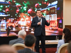 Казань: И.Метшин - «В прошлом году мы пребывали в шоке из-за пандемии, а в этом году научились жить и работать в новых условиях»