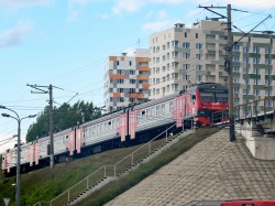 Казань: Дополнительный пригородный поезд запустят от аэропорта до столицы Республики Татарстан