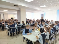 Саранск: В школе № 10 состоялась презентация нового школьного меню