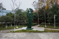 Волгоград: Скульптура по проекту волгоградца установлена в китайском городе Чэнду