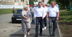 Ижевск: В городе проходит приемка тротуаров, отремонтированных по программе «Пешеходный Ижевск»
