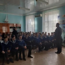 Астрахань: С астраханскими студентами и преподавателями проводят лекции по профилактике терроризма и экстремизма