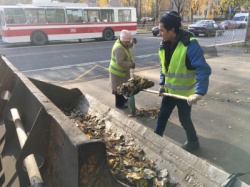 Самара: На принципах контракта жизненного цикла: очистку и ремонт улицы Стара-Загора в рамках нацпроекта «Безопасные и качественные автомобильные дороги» оценили общественники