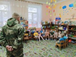 Сызрань: В детском саду города прошла акция «Помощь солдату СВО»