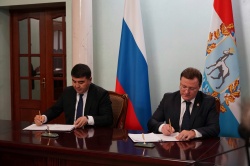 Дмитрий Азаров подписал соглашение о сотрудничестве Самарской области с Наманганской областью Республики Узбекистан