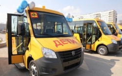 Арзамас: Муниципальные образования Нижегородской области получили 46 новых школьных автобусов