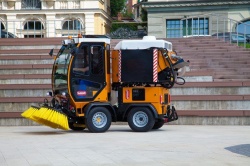 Балаково: В городе выпустят новый дорожный пылесос для городского хозяйства