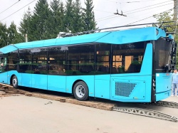 Казань: В город привезли первый серийный троллейбус МАЗ-303Т20