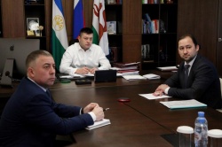 Уфа: Ратмир Мавлиев провел заседание Межведомственной инвестиционной комиссии.