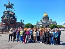 Астрахань: 78 юных астраханских художников побывали в городах России