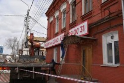Астрахань: Более 1400 единиц незаконной рекламы демонтировали в городе с начала года