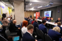 Самара: Диалог с бизнесом - Глава города Елена Лапушкина приняла участие в приеме предпринимателей