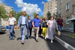 Уфа: Мэр города проверил, как реализуется программа «Башкирские дворики».
