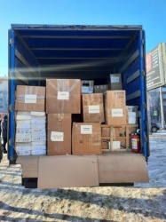 Арзамас: Жителям ЛНР отправили 5 тонн теплой одежды, стройматериалов и продуктов