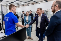 Нижнекамск: Особую экономическую зону «Алабуга» в рамках рабочего визита посетила делегация во главе с мэром Нижнекамска Рамилем Муллиным.