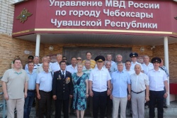 Чебоксары: Открыта мемориальная доска первому руководителю Чебоксарской средней школы милиции Василию Дмитриеву
