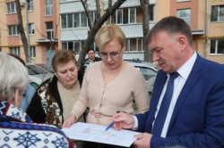 Самара: Глава города Елена Лапушкина продолжает серию встреч с жителями города в рамках проекта «Мой дом»