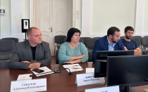 Саратов: Члены Общественной палаты города обсудили введение платных парковок на территории города