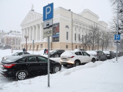 Казань: В январские праздники жители города смогут бесплатно пользоваться муниципальными парковками