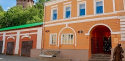 Нижний Новгород: Новый туристско-информационный центр, включающий в себя арт-пространство, начал свою работу в историческом здании XIX века на ул. Кожевенной