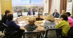 Ижевск: Глава города Дмитрий Чистяков провел встречу с семьями Героев спецоперации