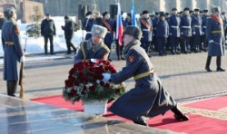 Уфа: В городе почтили память героев Отечества