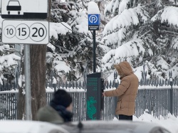 Казань: За год число пользователей муниципальными парковками в городе увеличилось свыше чем на 100 тысяч